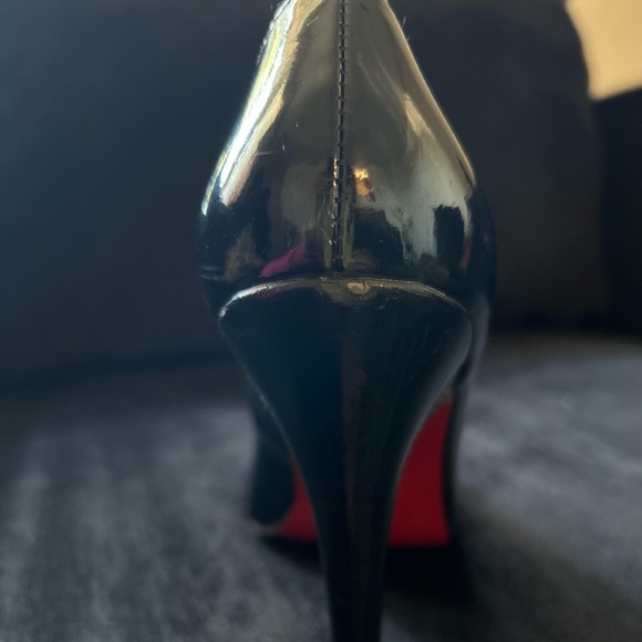. Christian louboutin. Red bottoms. Size 26 - Picture 7 of 10